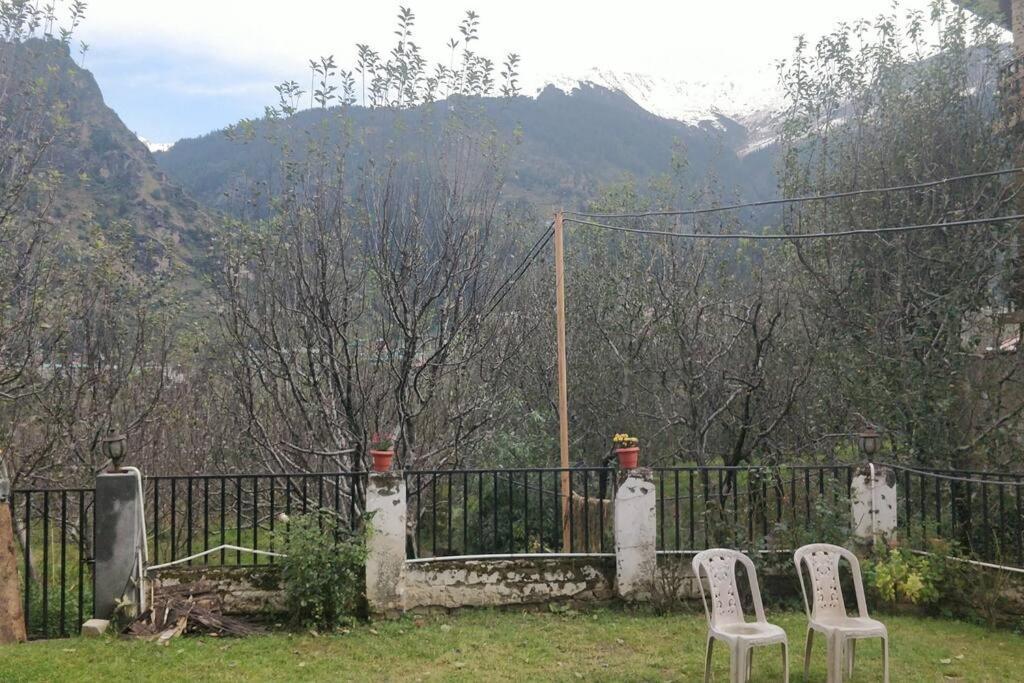 Aroma TARU VILLA / cottage ,Manali Esterno foto