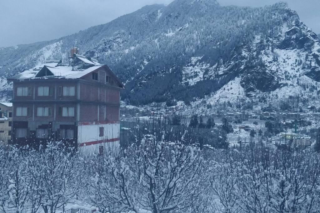 Aroma TARU VILLA / cottage ,Manali Esterno foto