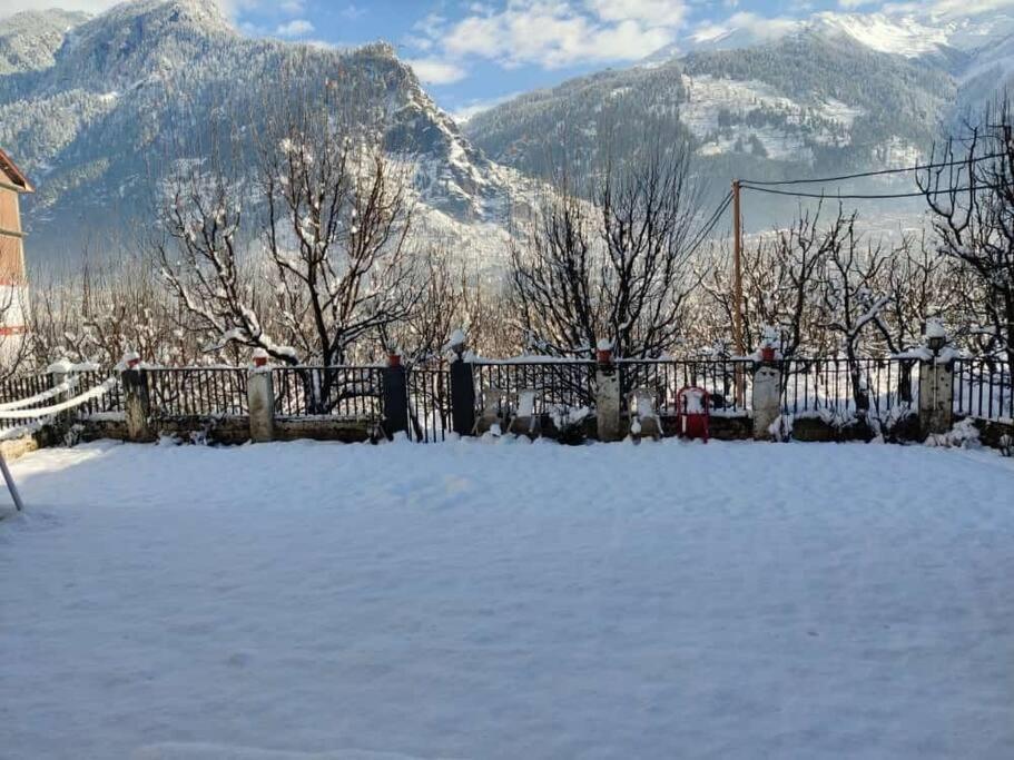 Aroma TARU VILLA / cottage ,Manali Esterno foto